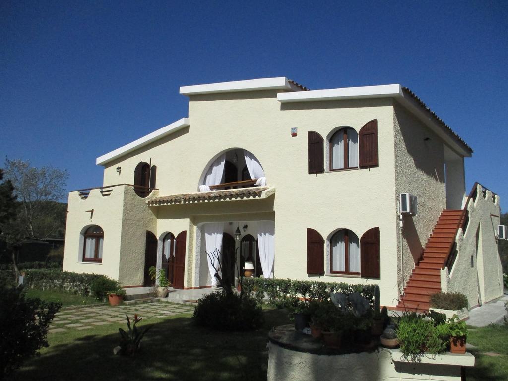 Villa Margherita Suite & Charme Pula Exterior photo