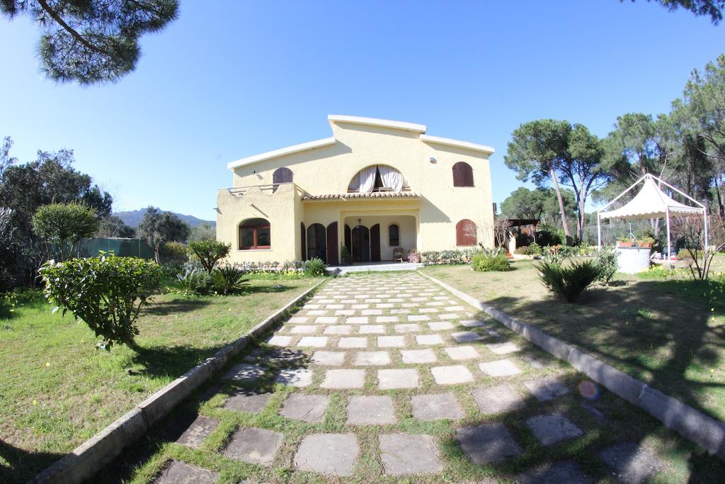 Villa Margherita Suite & Charme Pula Exterior photo